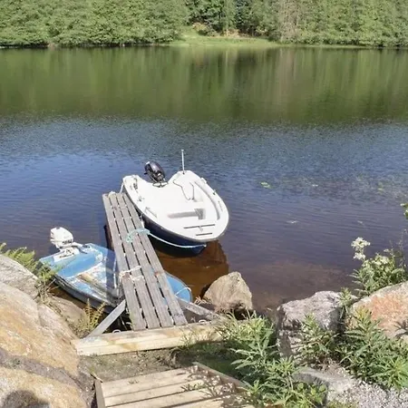 Ved Mandalselva * Greipsland